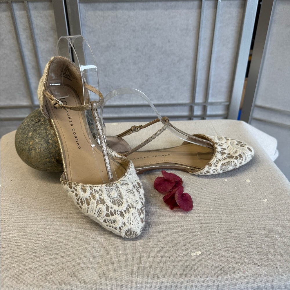 LC Lauren Conrad Women's Beige Lace Flats
